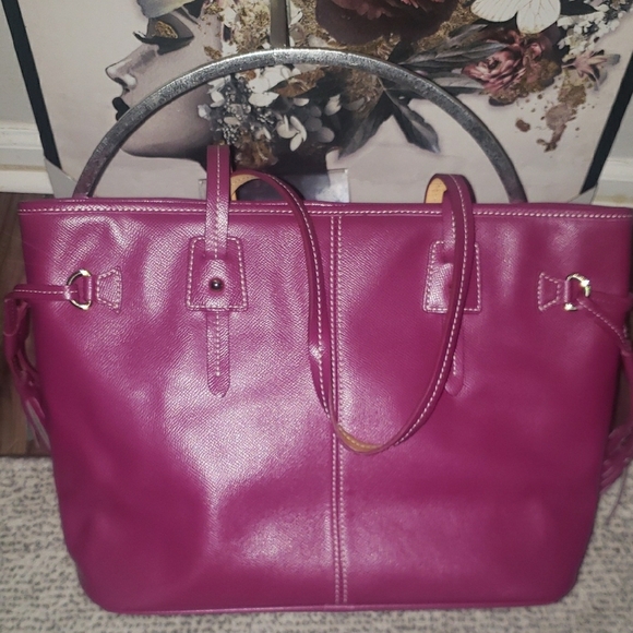 Dooney & Bourke Leather Tote Bag - Picture 4 of 9